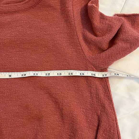 Madewell Smocked Bell Sleeve 100% Cotton Top in Autumn Berry/ Mauve sz S - Picture 10 of 12